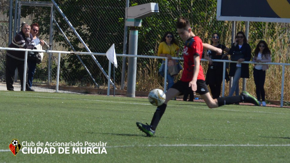 📷🔴⚫️/CDM FOTOS/🔴⚫️📷

Imágenes de la victoria de nuestro cadete frente al Patiño CF
#CanteraCiudad

(2/4)