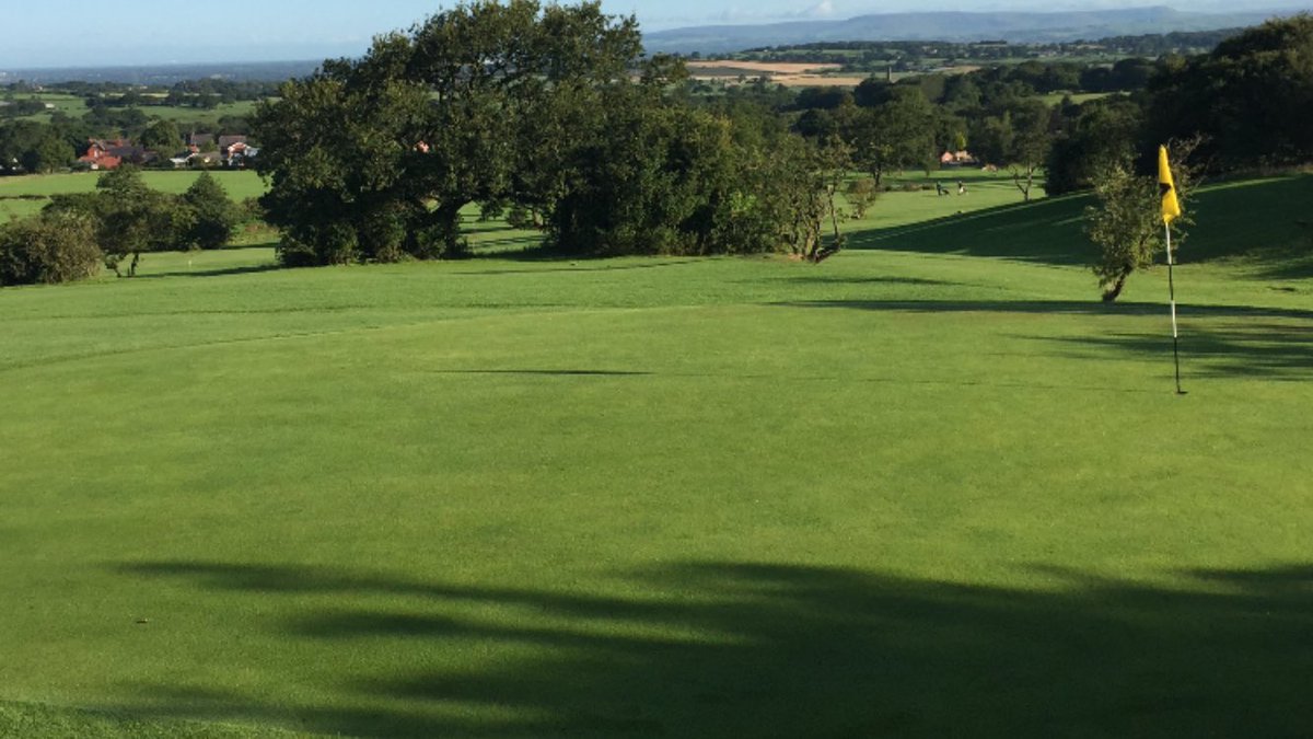 WHAT A DAY FOR GOLF 🏌🏽‍♂️ ⛳️ 🏌️‍♀️!!!
<a href="/highfield_golf/">HIGHFIELD GOLF COURSE</a>   Open 19/04/18
7:30 am -  7pm last tee time
☀️☀️☀️⛳️⛳️⛳️🏌🏽‍♂️🏌🏽‍♂️🏌🏽‍♂️
#golfer #golfing