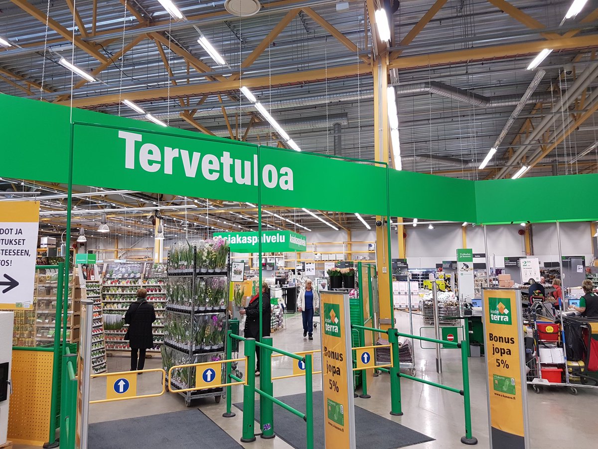 #Kodinterra Nokialla vietetään uudistetun konseptin avajaisia 19.-22.4. Tervetuloa tutustumaan uudistuneeseen myymälään ja huimiin avajaistarjouksiin! <a href="/OmassaKaupassa/">Pirkanmaan Osuuskauppa</a> #psm