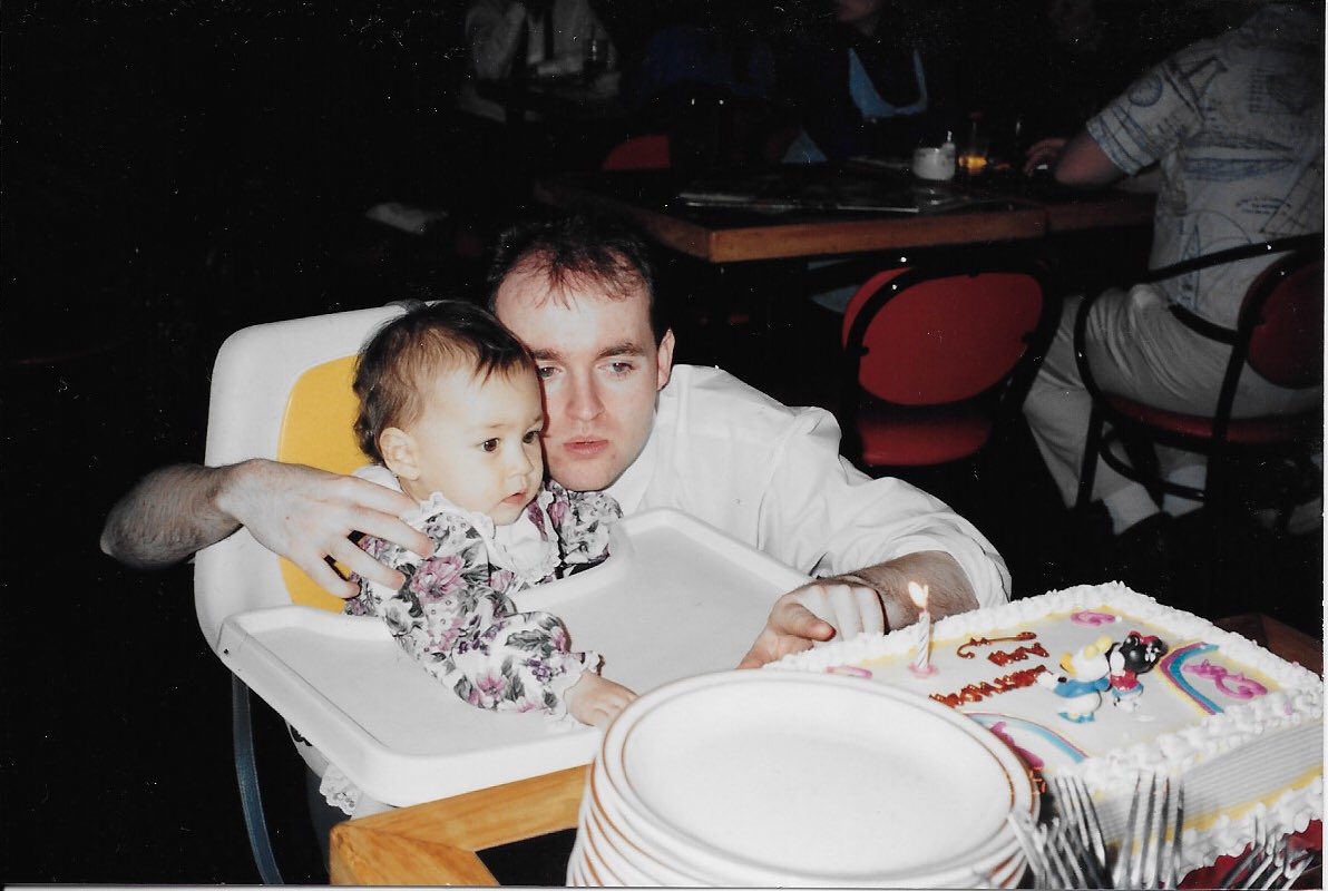 M88Amy's tweet photo. 昨日24歳になりました。あっという間に24歳になっちゃった😶🎂 This is a picture from my first birthday party 👶🏼 https://t.co/be4pDaZmvv