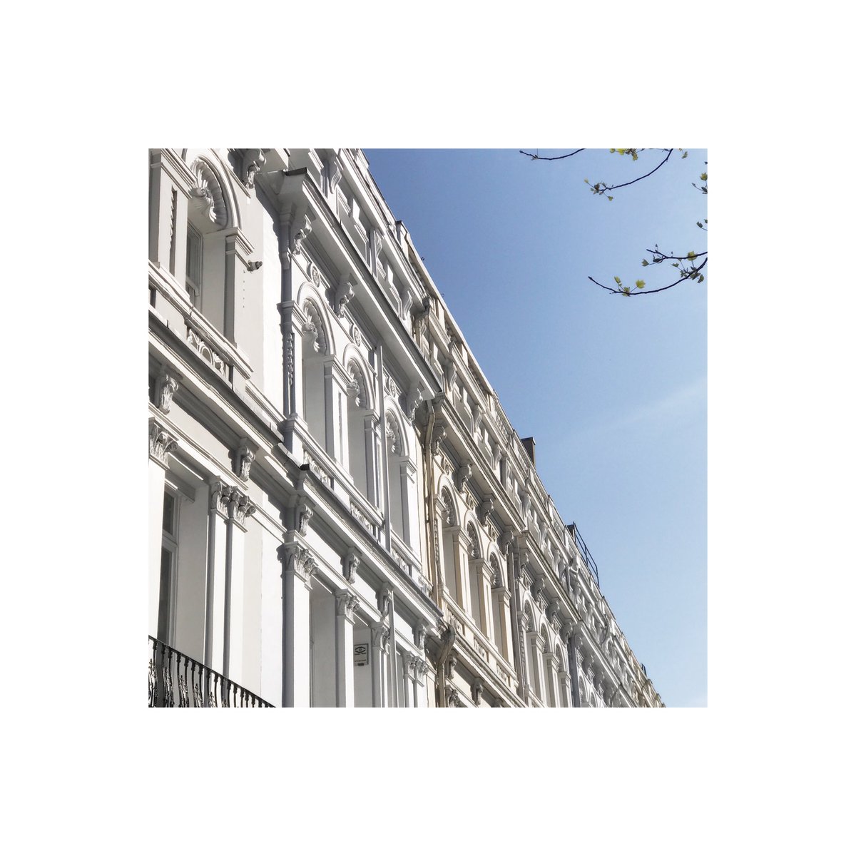 All_D_I's tweet photo. Yes London, we have been waiting patiently #architecture #architecturedesign #exterior #exteriordesign #onanangle #details https://t.co/mI7E10N17w