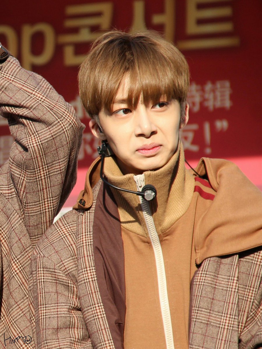 2403BROWNIE's tweet photo. หรือว่าจะต้องร้ายเหมือนนางร้ายในละครหลังข่าว
พี่กิ๊ก สุวัจนี ก็แล้วกัน
#จงอธิบายเมนตัวเองให้ฮาที่สุด https://t.co/uuRPgJMhX8