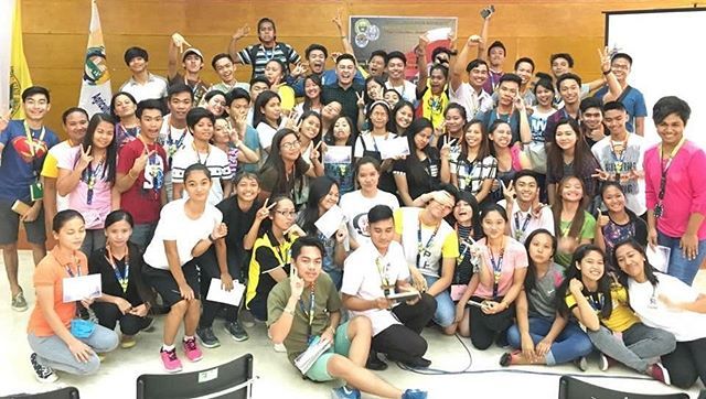 _mikeacuna's tweet image. It's been exactly a year since that talk - when am I coming back to CLSU again? Missing everyone there. Thank you! .
.
.
.
.
.
#step2017 
#mikehoststoo #neverontimealwaysearly ift.tt/2Hf48dO