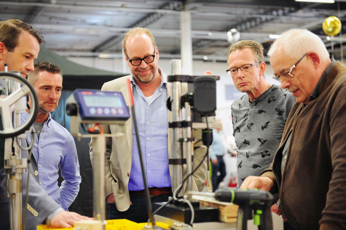 FerneyGroup's tweet photo. #FernEvent 2018: wat een succes! Met een record aantal bezoekers en 122 aanwezige leveranciers blikken wij terug op een zeer geslaagde editie! Lees er alles over op https://t.co/KwDl8xmBzE Bedankt voor uw komst! https://t.co/jN5OWbz6Wi