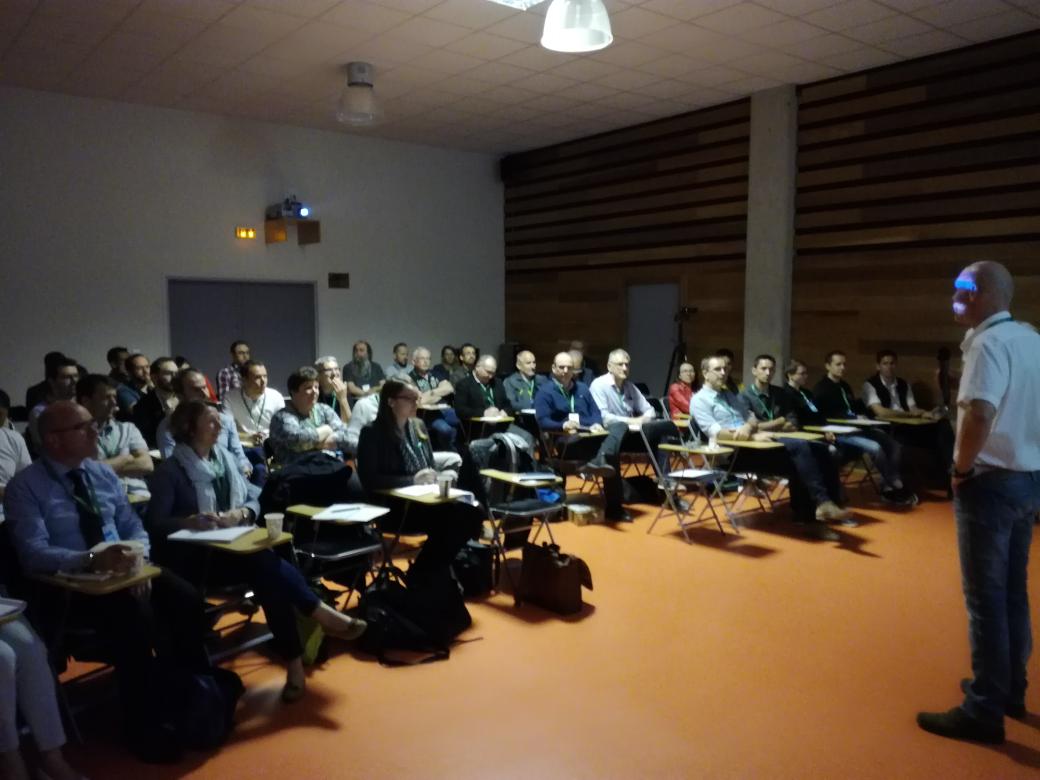 geograndest's tweet photo. En direct des premières rencontres SIG de la société L'Europe Vue du Ciel à Chambley https://t.co/cvhaHs977M
