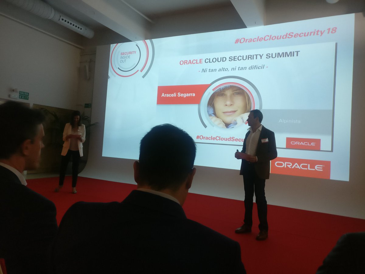 albadec's tweet image. #OracleCloudSecurity18 con @gumiel_mauricio y #AraceliSegarra hoy hablamos de Seguridad a todos los niveles