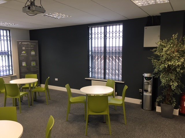 RComTechnical's tweet photo. For the rest of this week, our breakout area has been hired out by local care homes as they begin to train their new staff on all required certifications.

Our breakout area has enough space to hold #classes, #interviews, #seminars and more. It even has a projector! #roomhire https://t.co/6IEXv0uU2s