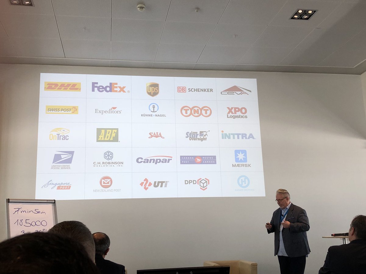 DirkSonntag's tweet photo. Its all about digital transforming #transportation  Exciting discussion on #SAP #ProcessWeaver shipping software with @UnitedVARs members at #UVARsAM18 #leading #VARs #multicarrier #multimodal #multiplatform https://t.co/ZpYIOn1XqH