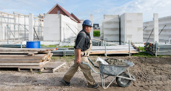 #Leeftijdseffect drukt loongroei tijdens economisch herstel:   dnb.nl/nieuws/nieuwso…