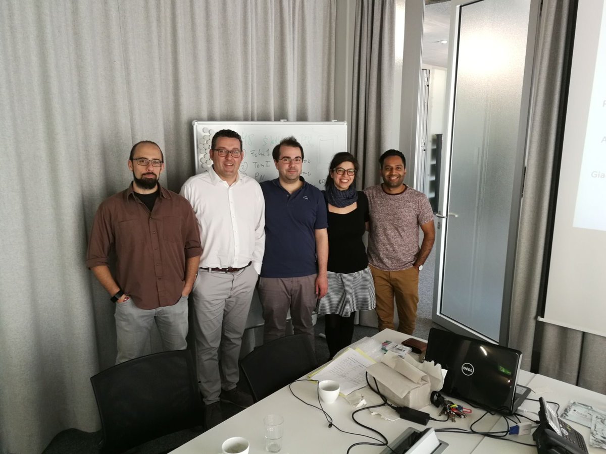 otbioelettronic's tweet photo. Great course on Wireless transmission of biological signals @CBMStuttgart @Uni_Stuttgart 

#emg #electromuscular https://t.co/Knz9zyNvsM