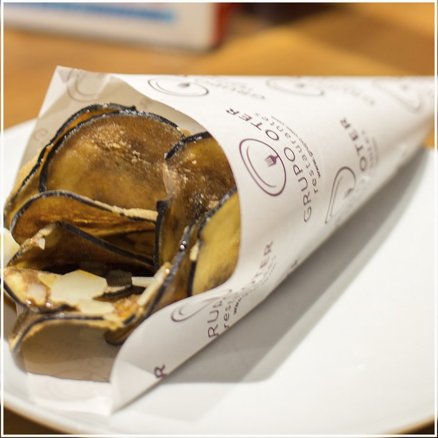 TmodernaGO's tweet photo. Ven a disfrutar de los deliciosos cucuruchos de Oter en #LaTabernaModerna 
 ¡El sabor andaluz auténtico!   Ven a probarlos.     😋😍 https://t.co/J7oCOBx9n0