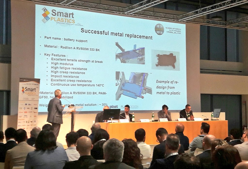 RadiciGroup's tweet photo. Erico Spini, marketing &amp; application development director at #RadiciGroup #PerformancePlastics parla di “materiali per uso ingegneristico su base poliammidica nel settore automobilistico: versatili, performanti, adatti per molteplici esigenze” in occasione di #SmartPlasticsForum https://t.co/SpWMrVopsm