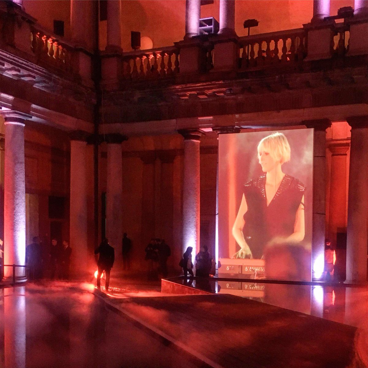 Kate_Simko's tweet photo. Incredible production in #Milan with LEO last night at @milan.design.week Now straight back to NewYork to reunite with 👶🏻 ❤ #londonelectronicorchestra #katesimko #audicitylab #MilanDesignWeek2018 https://t.co/SkEAq9GCm3