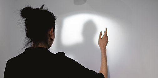 SonyGroupGlobal's tweet photo. At Milan Design Week 2018 Sony presents “Hidden Senses”. In case study 2 “UNDER THE LIGHT” photos by #HiroakiFukuda: emotions awoken by light and shadow orchestrated with technology.
#SonyDesign #SonyHiddenSenses #Sony #SonyMilanDesignWeek https://t.co/zwC2e4URFN