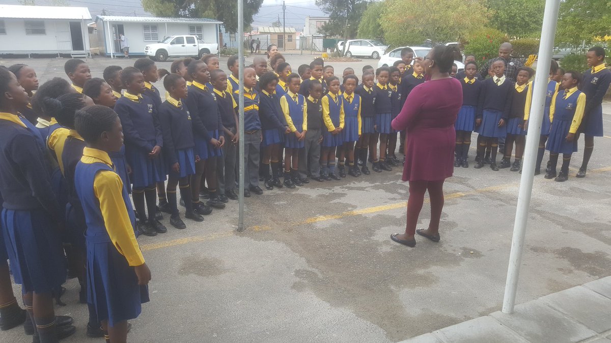 BreadlineAfrica's tweet photo. The day has finally arrived to launch the new library at Mbekweni Primary School. #OpeningImagination #Breadline #Enablingfutures #smiles #library #loveofreading #help2read #inspire #breadline25 #children #Read @help2read @sabcchildren https://t.co/1FGrZCHnMW