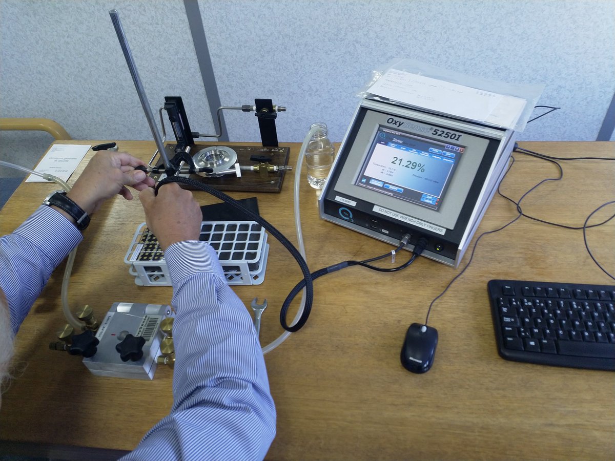 ETSnv's tweet photo. performing a demo in #France with #oxysense equipment from @testingmachines Non-Invasive Optical #Oxygen #Analyzers, Permeation Analysis / OTR Oxygen Transmission Rate Testing https://t.co/v0RcMz7Qgf