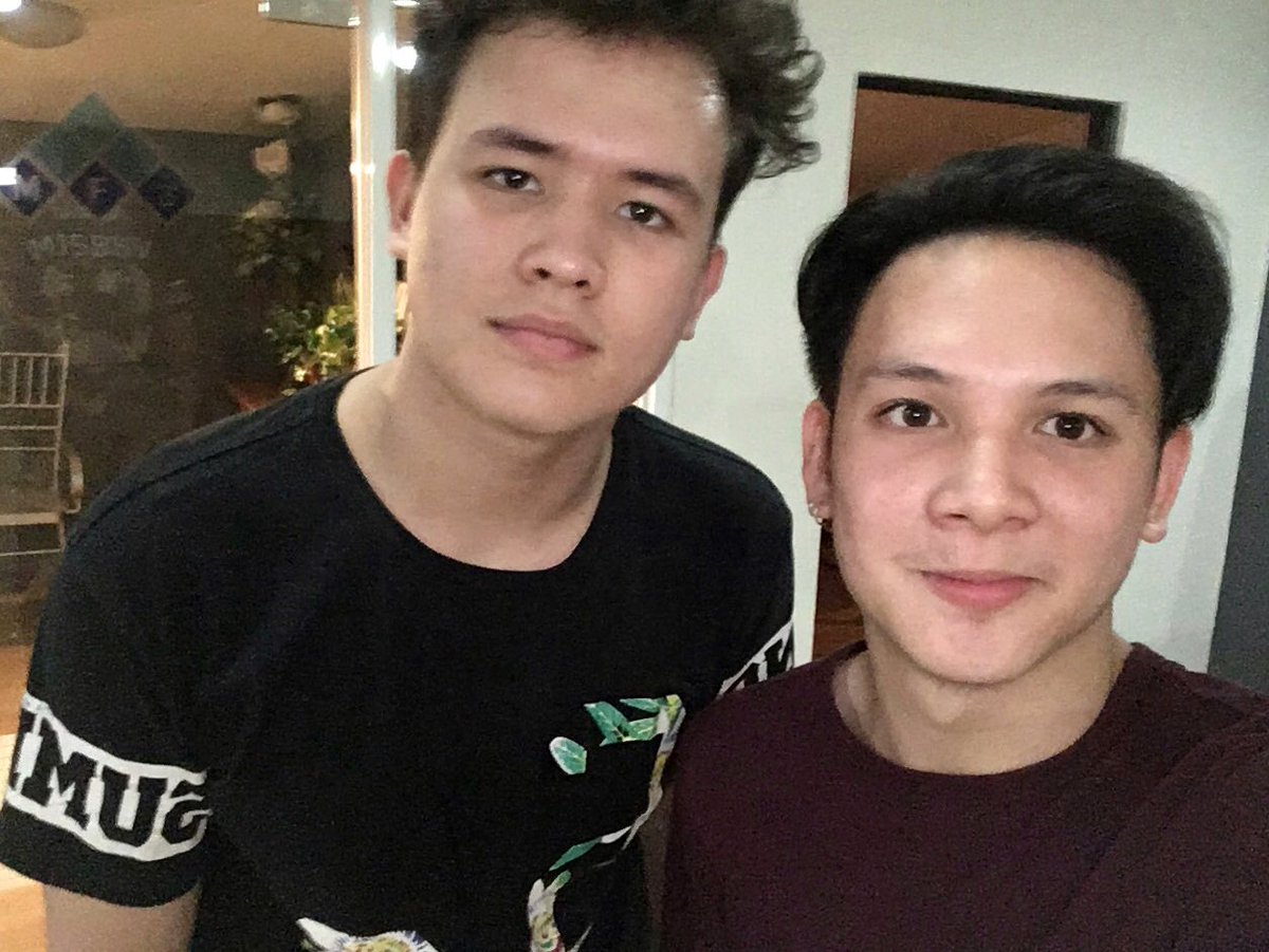 _iammiguelll's tweet photo. I was on the same studio with him!!! 2nd time picture, and first time to hear him sing live!!!! He's the one i looked up the when it comes to music!!!! https://t.co/euxCriX12Z