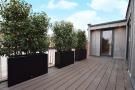 HaydonGodbeer's tweet photo. #Propertyoftheday Check out this beaut of a rental in Hampton Hill, 2 bed for just £2,000pcm. Perfect for business owners/professionals. Suns out guns out on the balcony, yes please! https://t.co/p2K2wXQFM8 https://t.co/fsJYBNipxY
