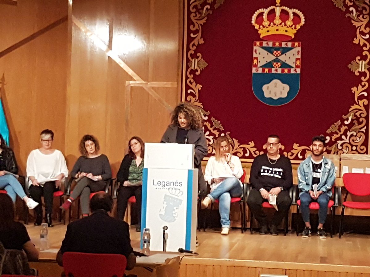 CEPA_Getafe's tweet photo. El CEPA de Getafe defiende la corona en el concurso de lectura Intercepas
#intercepas https://t.co/jzHQyEqVnK