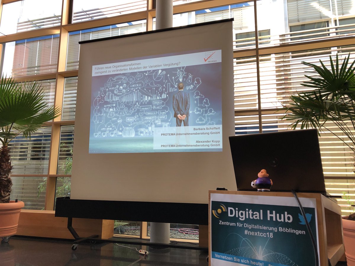 alex71kopp's tweet image. Führen neue #Organisationsformen zwingend zu veränderten #Modellen der #Variablen #Vergütung?

@PROTEMA_Group jetzt auf der #nextcc18