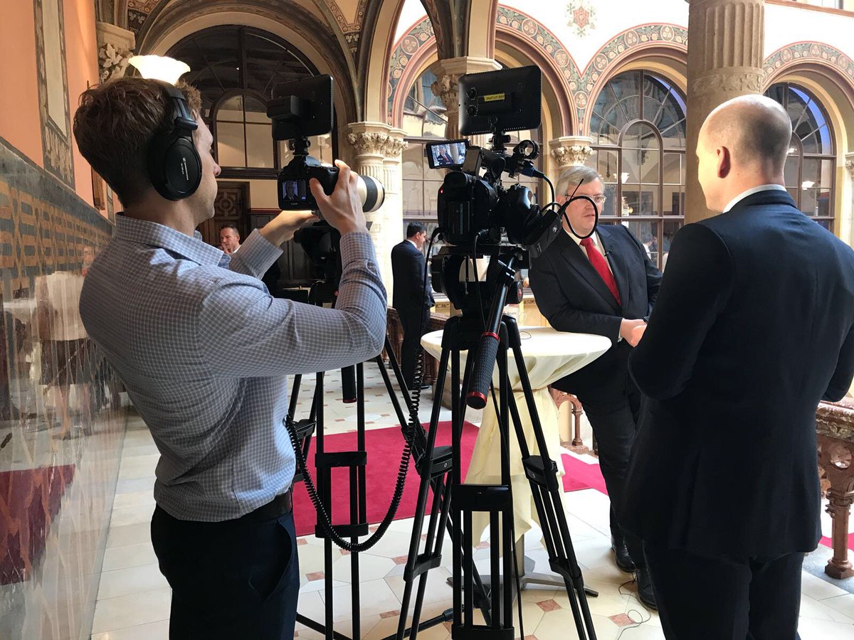 AcurisEvents's tweet photo. Quick shot #behindthescenes here at the #CEEMnA18 forum with one of our insightful interviews @Mergermarket #eventprofs #MnA https://t.co/gI0t0hVE6O