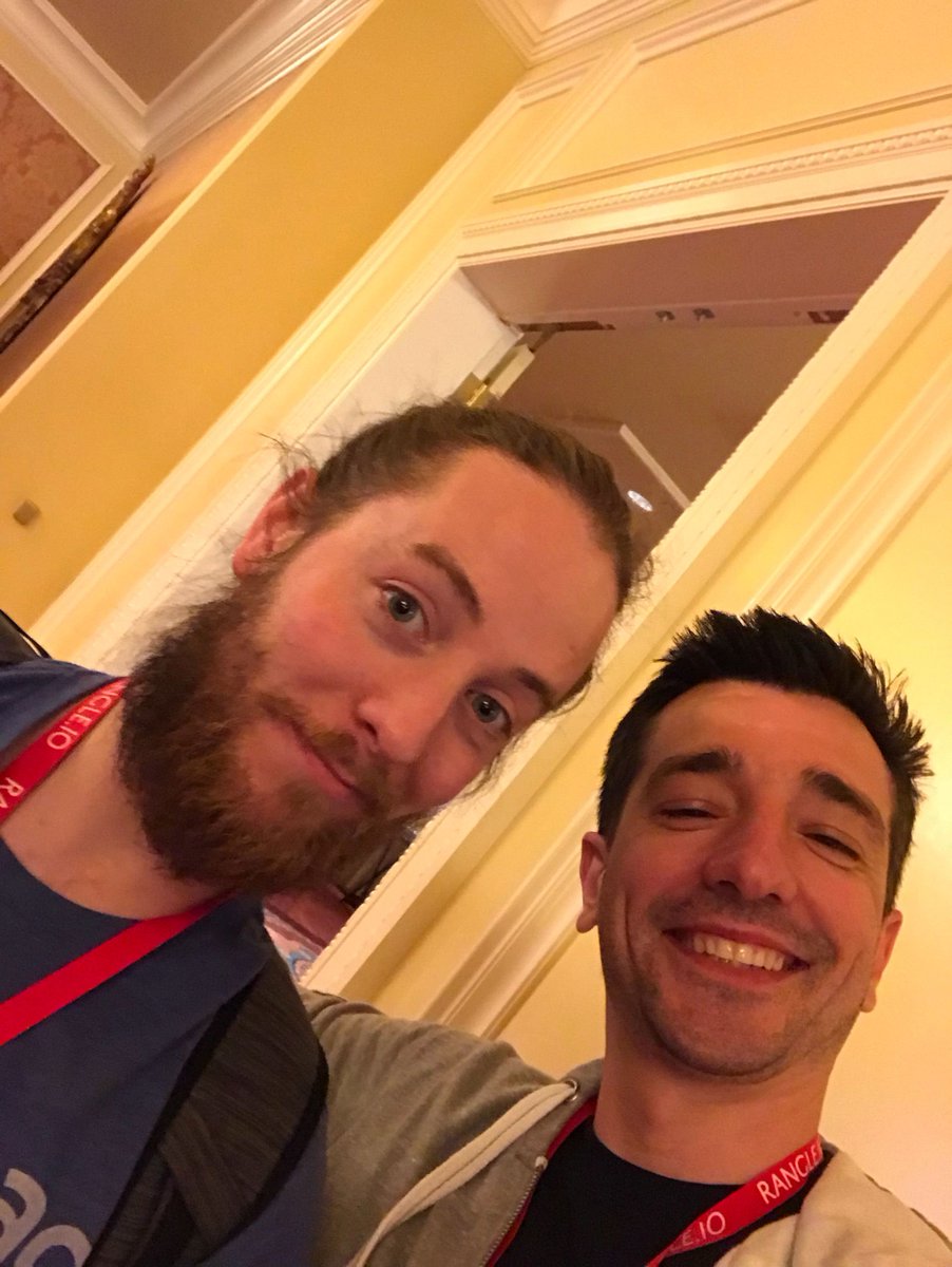 ag_grid's tweet image. Amazing first day at @ngconf!

Here&apos;s our Petyo on a selfie rampage

#ngconf2018 #angular #aggrid