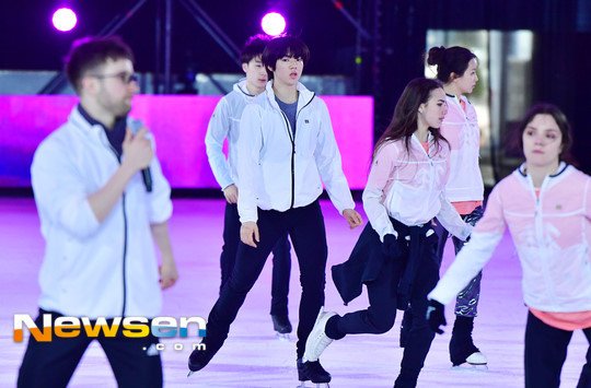 yuiS2pics's tweet photo. @yuiS2pics #차준환 #lgthinkq #icefantasia2018 #JunhwanCHA https://t.co/HadrE1h6ol