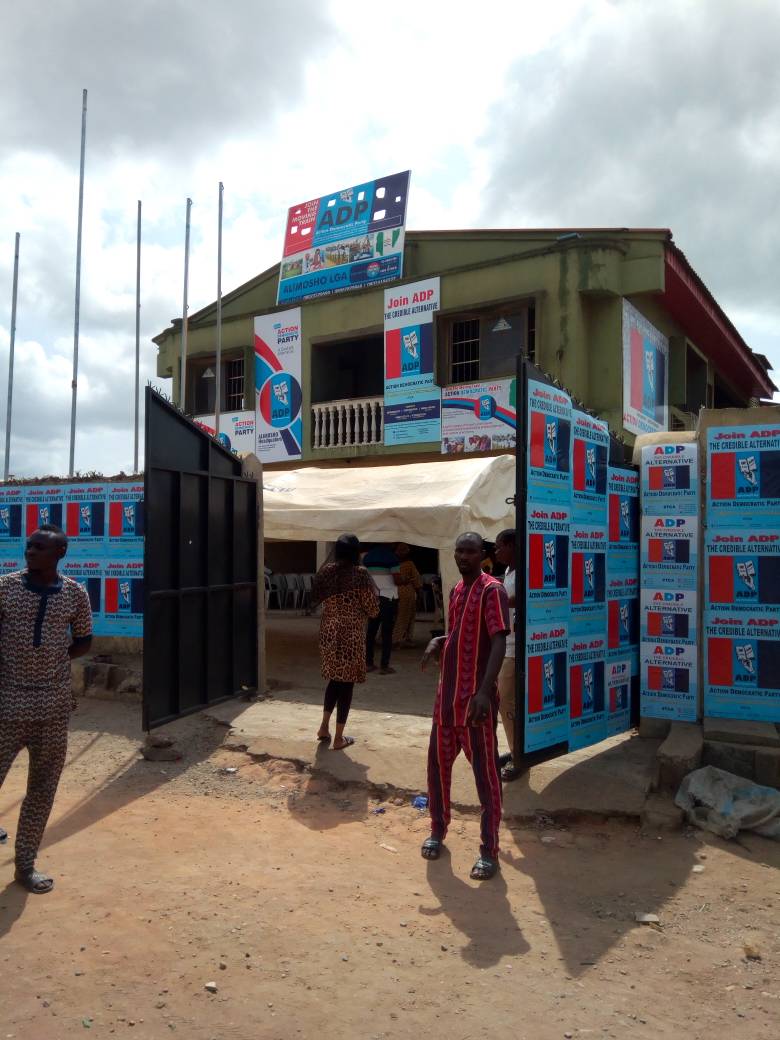 ADPLagos's tweet photo. Happening Now: Official opening ceremony of the Action Democratic Party (ADP) secretariat in Alimosho LG, Lagos. #JoinADP https://t.co/VrGs97eyzS