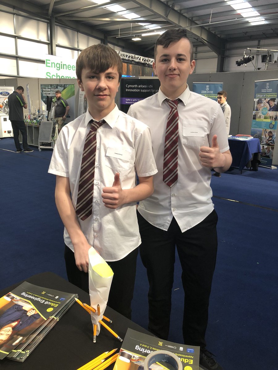 sara_educ8's tweet photo. Gr8 team building this morning @EESWSTEMCymru @BigBangFair  #engineering #apprenticeships Come and visit our @Educ8_Wales stand today @official_parc https://t.co/wsx77F8BvY
