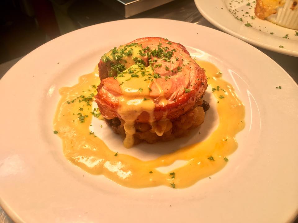 pughspiglets's tweet photo. Some wonderful dishes created by some of the UKs most taleted chef @MichaelWignall_ @TheRamsHead @TNQ with @pughspiglets products.
Quality at affordable prices, perfect for those BBQ https://t.co/fauKUhtZFl