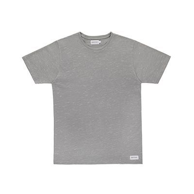 Notre coup de cœur du jour : un tee shirt uni dans un beau gris chiné de chez <a href="/Baskinthesun01/">Bask in the Sun</a> > bit.ly/2GIBQoN