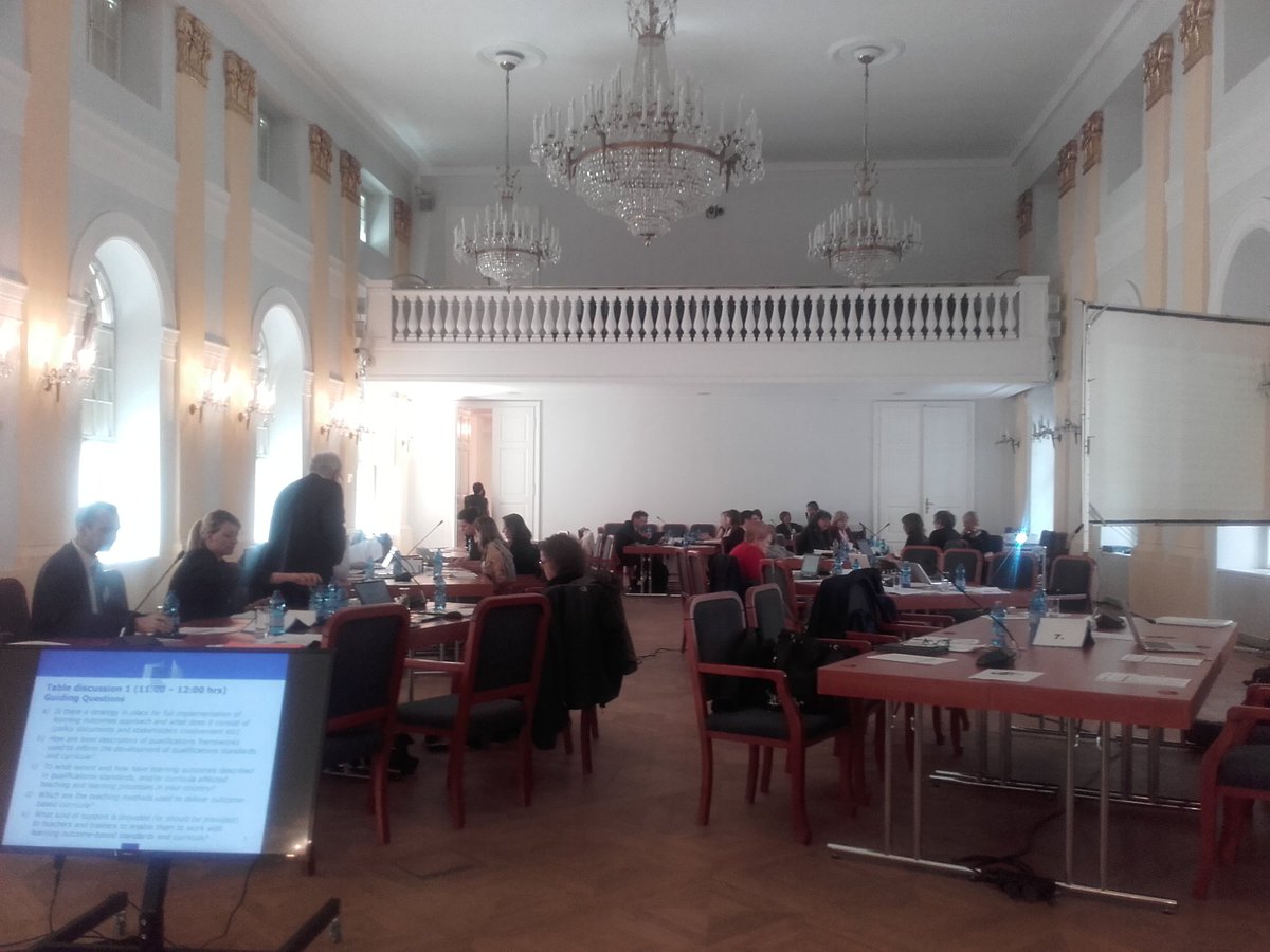 natasapouliou's tweet image. Presenting @Cedefop handbook on #learningoutcomes to @Slovakia a tool of #transparency and #comparability of #qualifications