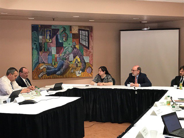 UMQuebec's tweet photo. Des discussions intéressantes pour les membres du Comité sur la forêt de l'#UMQ avec les députés québécois du @NPD_QG @MooreNpd et @RobertAubinNPD #polcan https://t.co/pM4KyaZ2xd