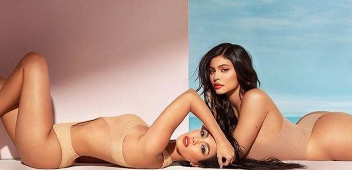 Kylie Jenner posts nude photograph of herself and Kourtney Kardashian   