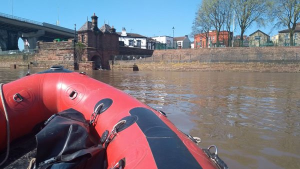 Lovely day out on the river at the Silver Jubilee Bridge @Balvac_SJB @lyndonscaffold #warmestdayoftheyear #safetyboats