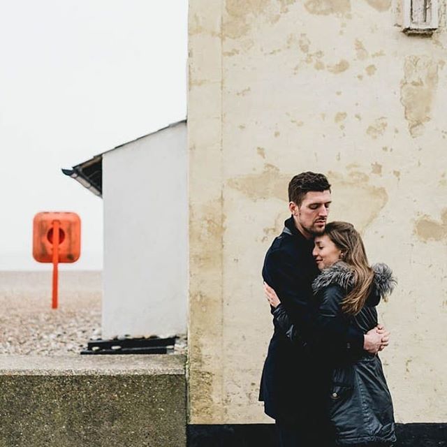 Here's another of my favs from Anna and Simon's engagement shoot in Aldeburgh last week... @annaracheldavies #engagementshoot #engagementphotography #preweddingshoot #suffolkweddingphotography 
#norfolkweddingphotographer #instawed #aldeburgh #suffolk #b… ift.tt/2JZBCei