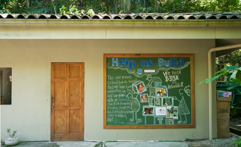 Congratulations to <a href="/CayugaSH/">Cayuga Collection</a> for winning the #people award for their commitment to employing and training local people in all roles - from maintenance to management #GSBuenosAires #LetsTalkTravel