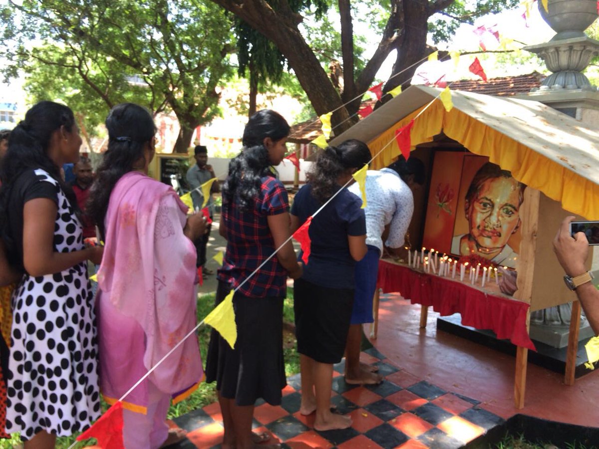 garikaalan's tweet photo. In #Jaffna University; students of #Jaffna Uni commemorated #Annai #Poopathy within the university premises with the participation of Vice Chancellor, lecturers & non academic staff. #WeRememberYou https://t.co/6ngnOCR20y