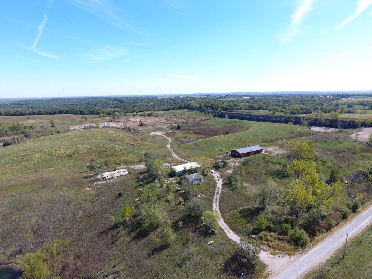 MurderSmall's tweet photo. Episode 66!! Mooresville, Missouri, where drifters repeatedly participated in a greedy scam, then disappeared into thin air. The killers were as unlikely as they come, and that’s how they kept getting away with it!!

https://t.co/aIHpUmWNeU https://t.co/dlektnjtcg