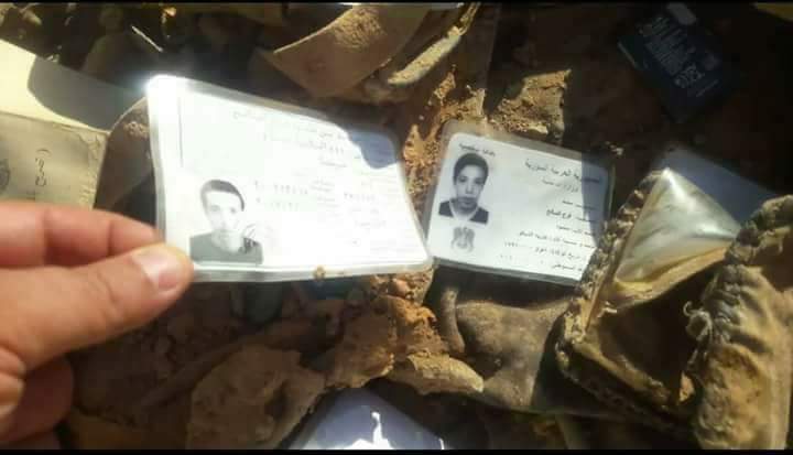 A mass grave with 150 bodies of #SAA soldiers was found in the area of Tabqah in #Raqqa

150 heroes, 150 families, 150 lovers, 150 funerals.

150 Eternal Memories💔🇸🇾🇸🇾🇸🇾
#LongLiveSyria