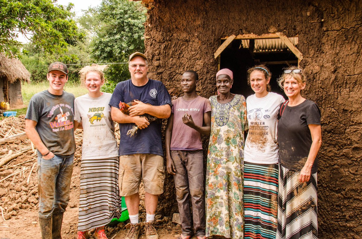 NewHopeUganda's tweet photo. Would you like to serve on a short-term mission trip? NHUM is accepting team members for a sponsor trip 11/25-12/9. This trip will give sponsors the opportunity to be at their child's graduation! Email Steve for more information, steve@nhum.org 
#missiontrip #sponsorchild #serve https://t.co/sLk2sxuFzW