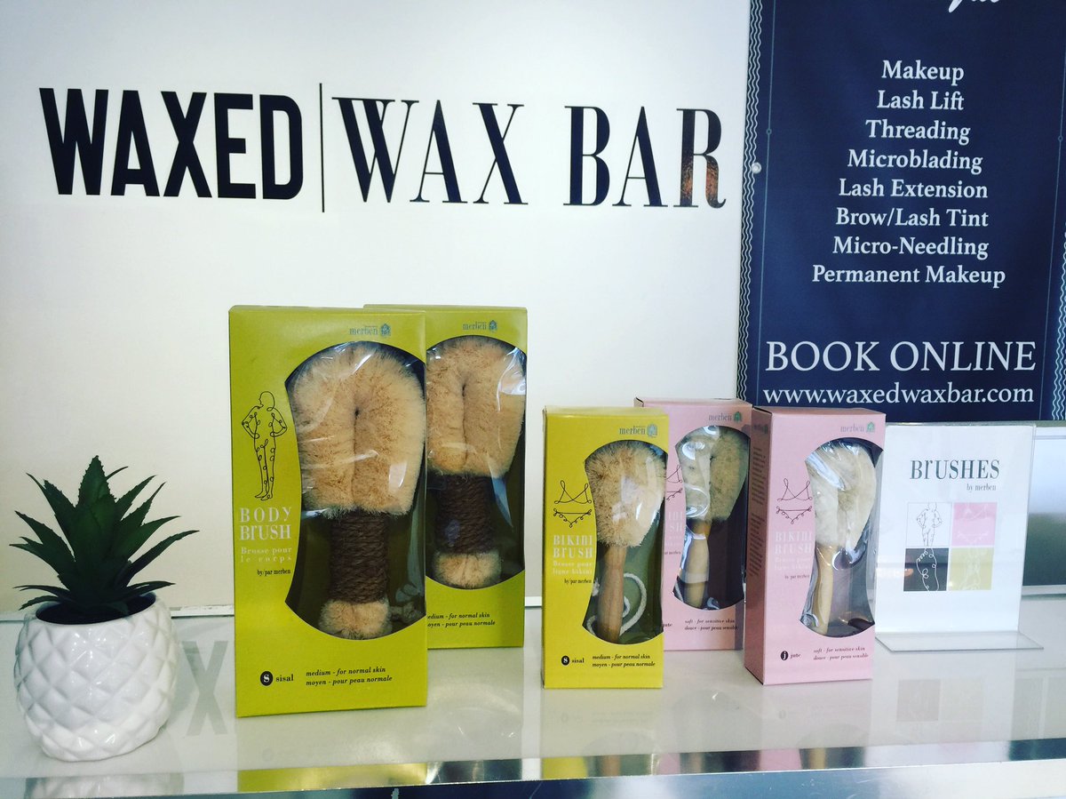 MerbenInt's tweet photo. Love this display of our superstar dry brushes at Waxed Bar on Avenue Road 💕 #bestofTO #drybrushing #selfcare #wellness https://t.co/g6lWNeLzws