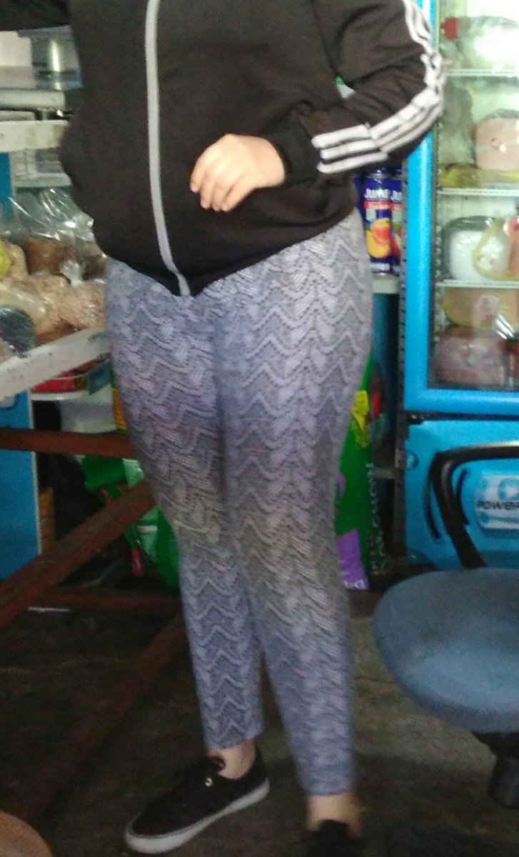 Victoriaabuehot's tweet photo. Hola estoy bien caliiiieeeeennnnte jeje https://t.co/LSYynicHZc
