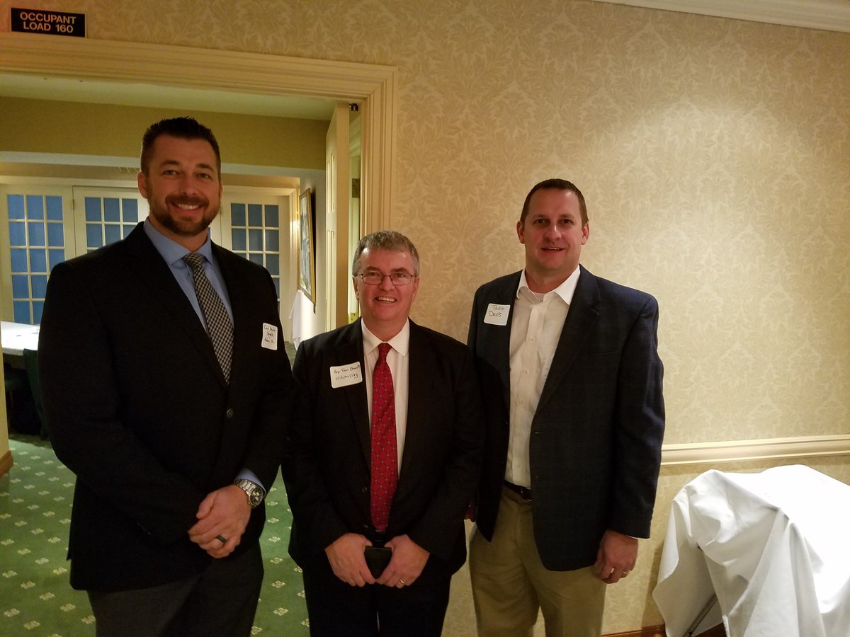 ILFERTCHEM's tweet photo. IFCA & GFAI legislative breakfast was this morning in Springfield. Thanks to all the legislators and members of the association that came. We had a great turnout/discussion. @GrainAndFeed #agbreakfast https://t.co/SOCddQFHHr