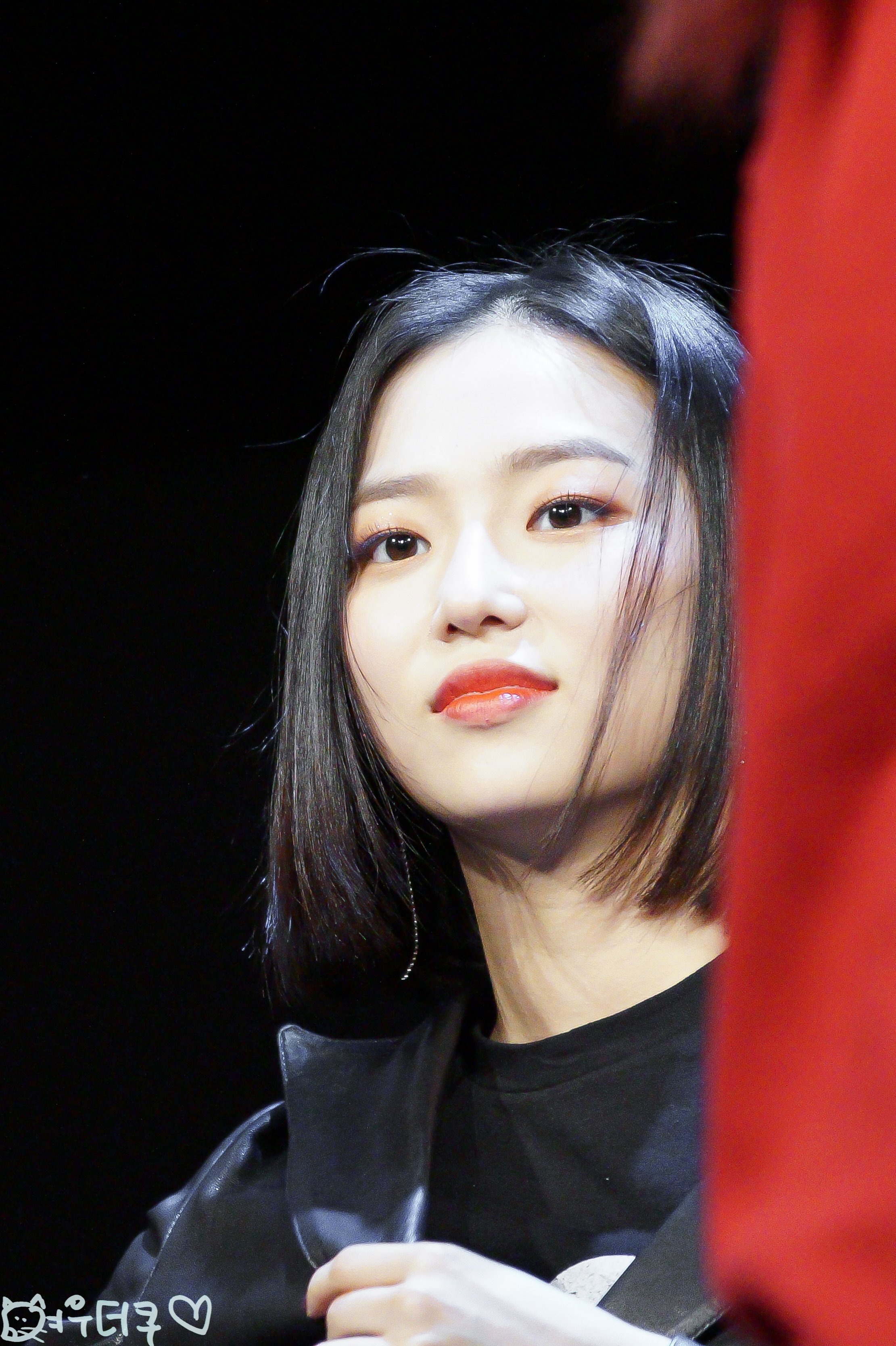 DbJ35aNVMAAAysL.jpg:orig