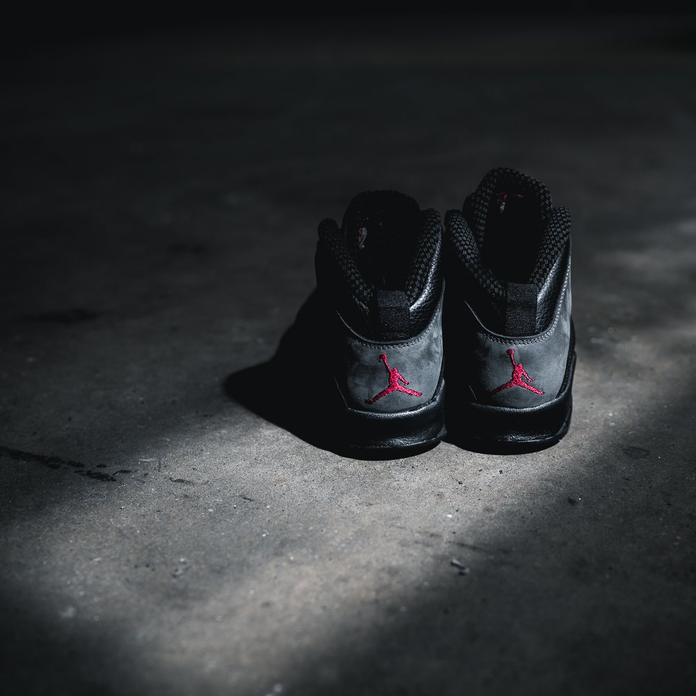 snipes_usa's tweet photo. S H A D O W
@Jumpman23 Air Jordan X 'Shadow'
Available online & in stores FRI 4/20.
#Shadow10s #FCFS
https://t.co/j8rr4EsZw2 https://t.co/gH7H6fBK4X