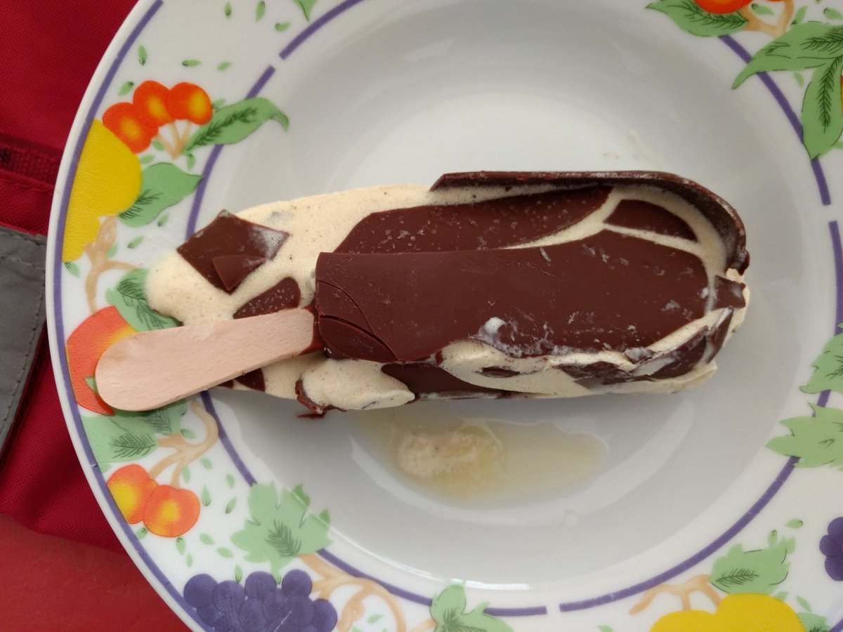 brewmonkeyboy's tweet photo. When you buy a @MagnumIND from @McColls #bringbackCOOP @coopuk https://t.co/zXMV3MvJnO