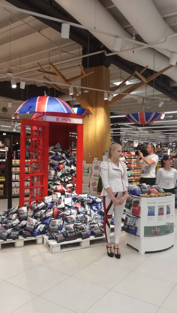 UKinSlovenia's tweet photo. GREAT #BritishMonth opening event with @mercator_sl and @BritSloChamber. Welcome to check it out. 😉 https://t.co/FW3gCf6tcX