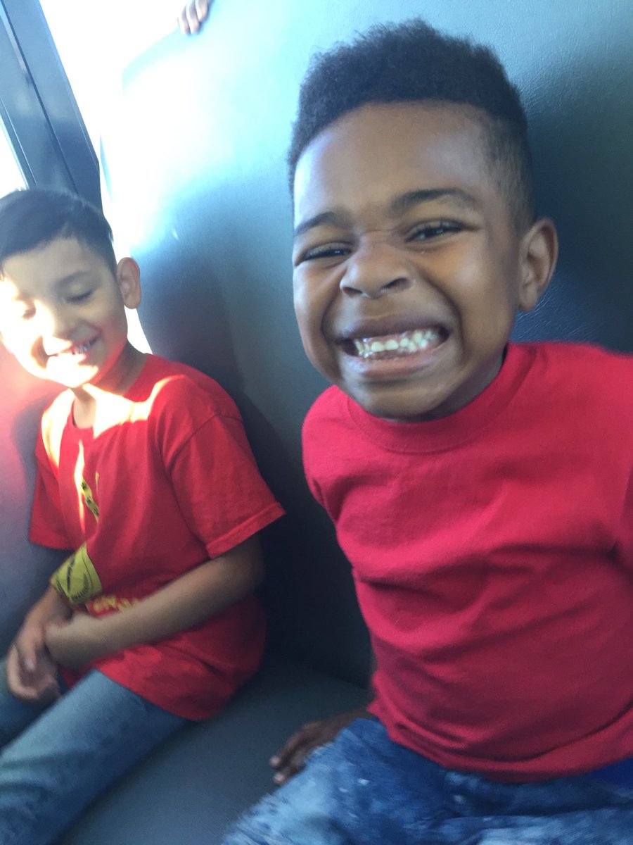 Bryant_STEAM's tweet photo. Off to the Crayola Experience! #1stFieldTrip #kinderCrazy #Polserproud @downs_kinderfun @funNkinder https://t.co/ckRh80NuNu