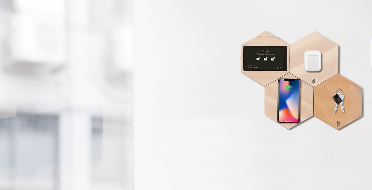 PitakaGallery's tweet photo. #MagBarPro or #MagHive?
Modular design or Carbon fiber looking?
Which do you prefer?
#6daycountdown #kickstarter https://t.co/SScYxl47gN